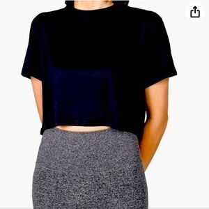 NWOT Max Allie Women's Ultra Soft Crop Top Crew Neck T-Shirt, Size Medium.